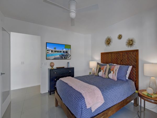 Palm Springs Home 991454