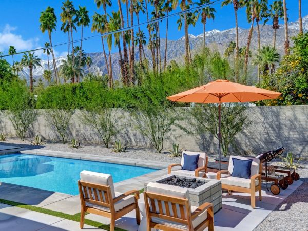 Palm Springs Home 991456