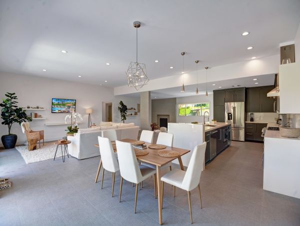 Palm Springs Home 991456