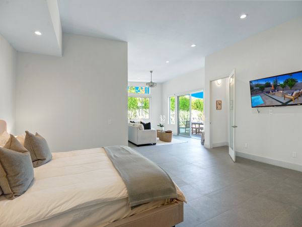 Palm Springs Home 991456