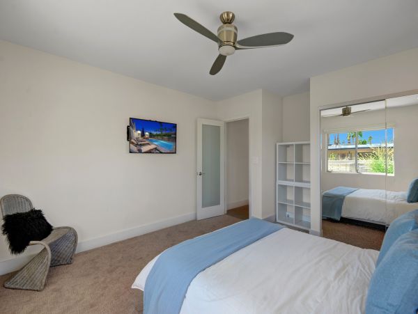Palm Springs Home 991456