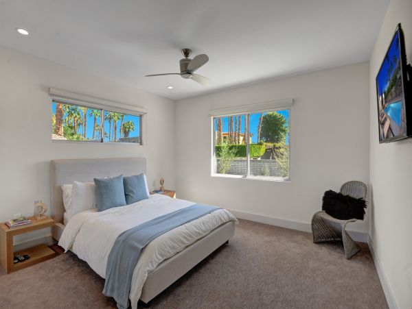 Palm Springs Home 991456