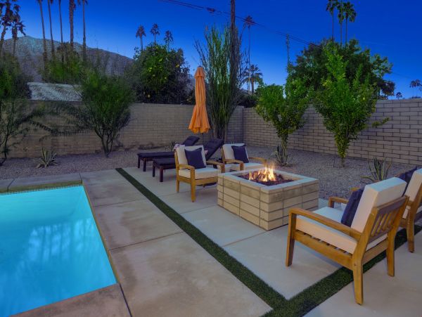 Palm Springs Home 991456