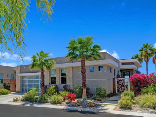 Palm Springs Home 991457