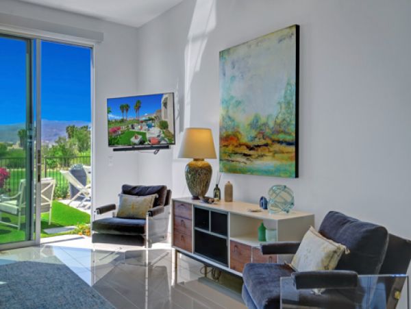 Palm Springs Home 991457