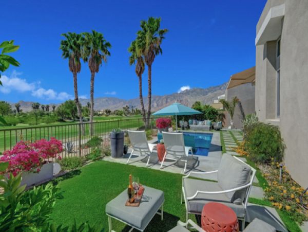 Palm Springs Home 991457
