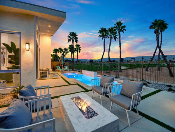 Palm Springs Home 991458