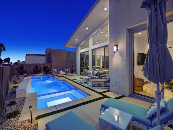 Palm Springs Home 991458