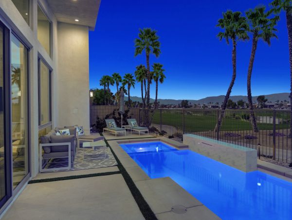 Palm Springs Home 991458