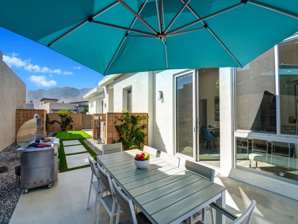 Palm Springs Home 991458