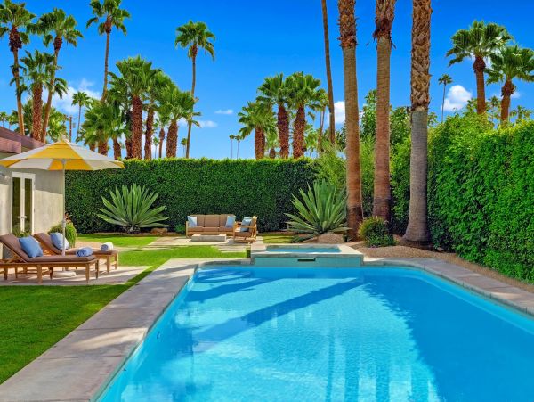 Palm Springs Home 991459