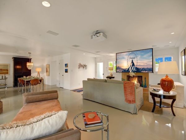 Palm Springs Home 991459