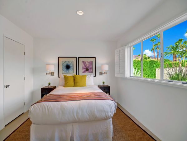 Palm Springs Home 991459