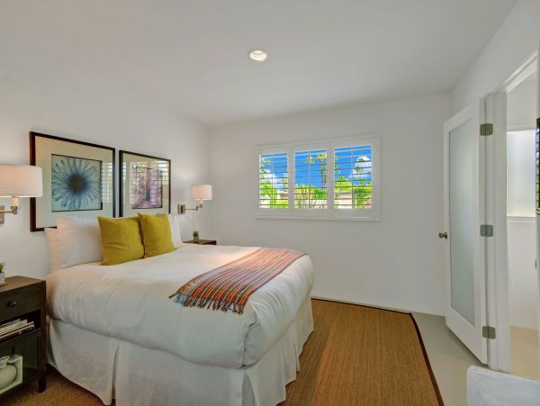 Palm Springs Home 991459