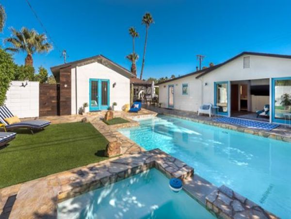 Palm Springs Home 991460