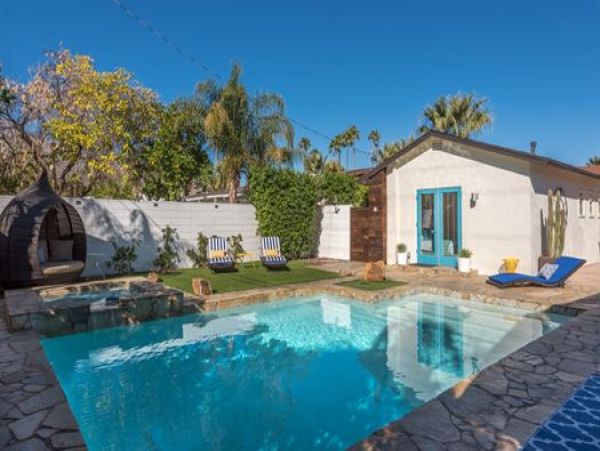 Palm Springs Home 991460