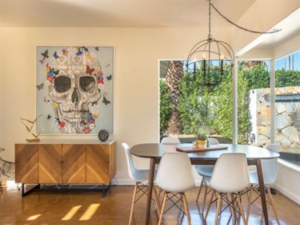 Palm Springs Home 991460