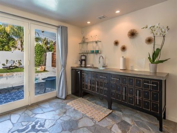 Palm Springs Home 991460