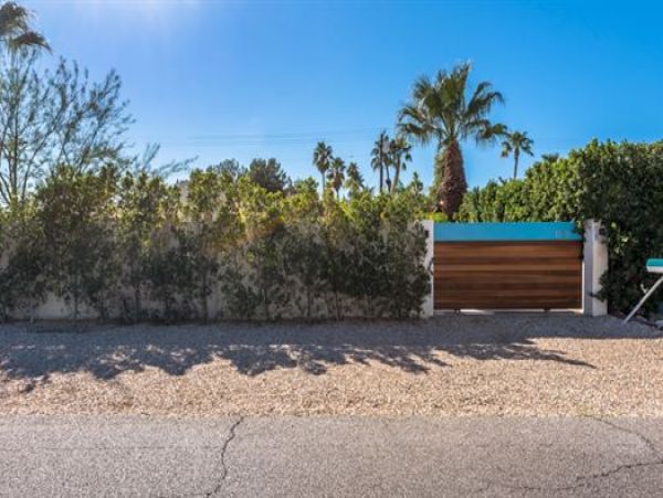 Palm Springs Home 991460