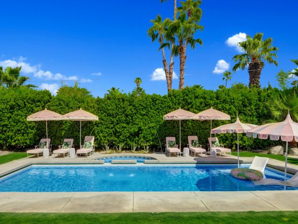 Palm Springs Home 991461