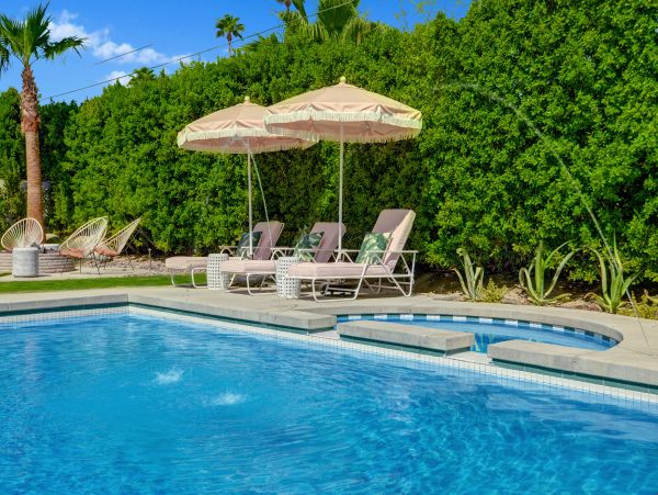 Palm Springs Home 991461