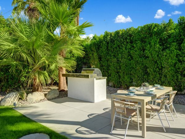 Palm Springs Home 991461