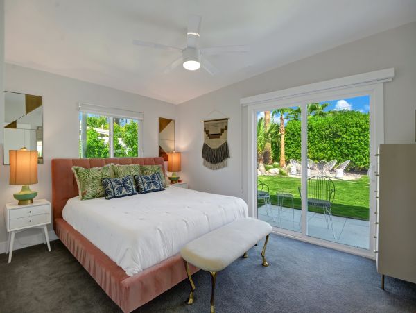Palm Springs Home 991461