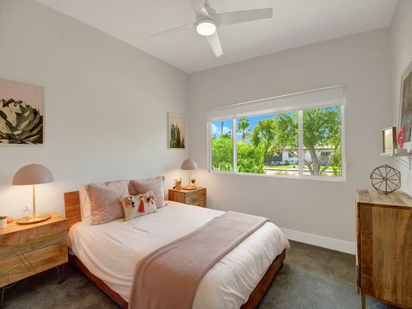 Palm Springs Home 991461