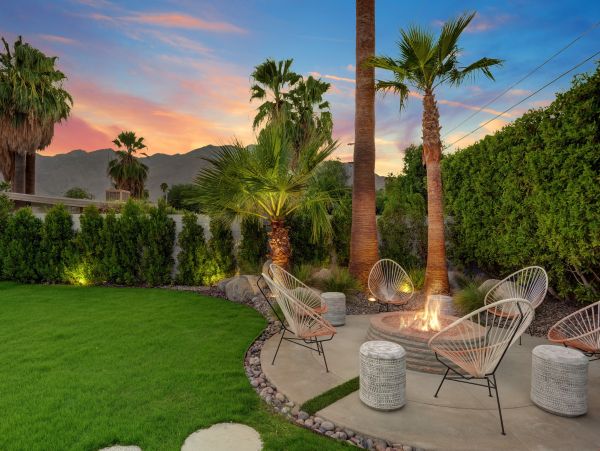 Palm Springs Home 991461
