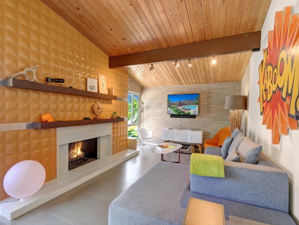 Palm Springs Home 991462