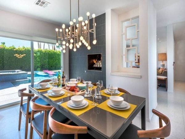 Palm Springs Home 991463