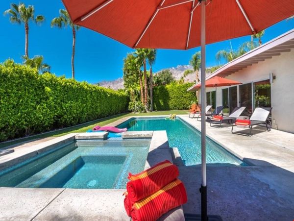 Palm Springs Home 991463