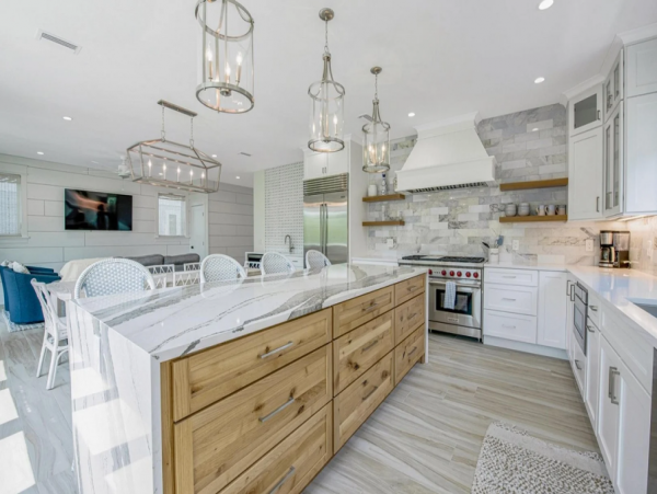 Anna Maria 4 Bedroom Vacation Home Walk to Beach Sleeps 8