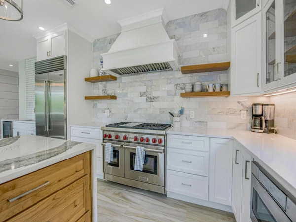 Anna Maria 4 Bedroom Vacation Home Walk to Beach Sleeps 8