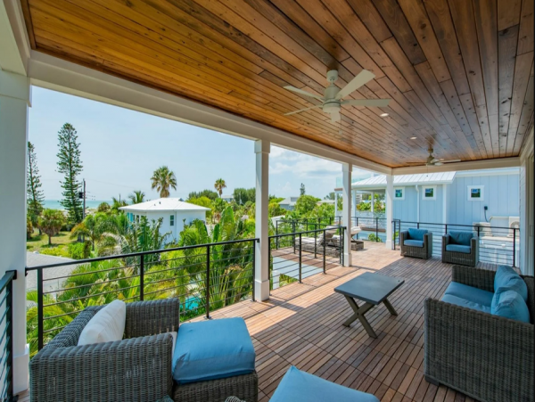 Anna Maria 4 Bedroom Vacation Home Walk to Beach Sleeps 8