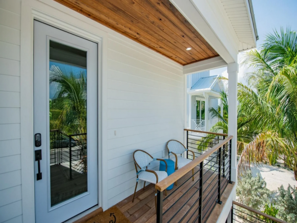 Anna Maria 4 Bedroom Vacation Home Walk to Beach Sleeps 8