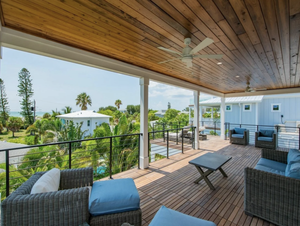 Anna Maria 4 Bedroom Vacation Home Walk to Beach Sleeps 8