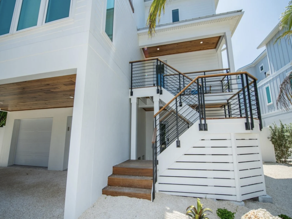Anna Maria 4 Bedroom Vacation Home Walk to Beach Sleeps 8