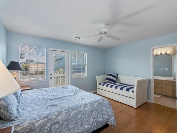 A Lovely Destin Townhome in a beachfront complex.