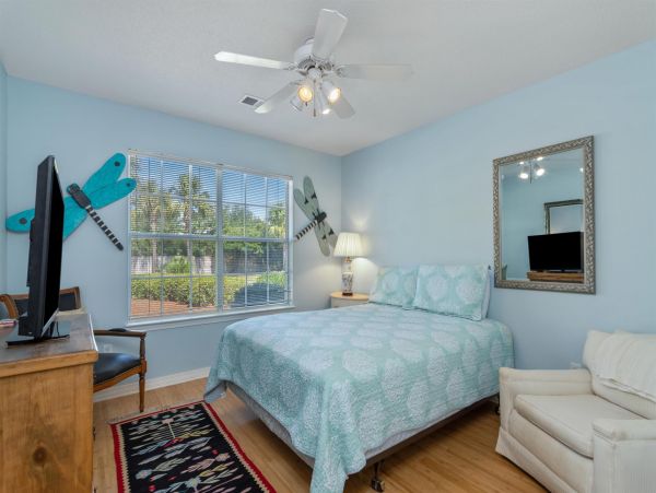 A Lovely Destin Townhome in a beachfront complex.
