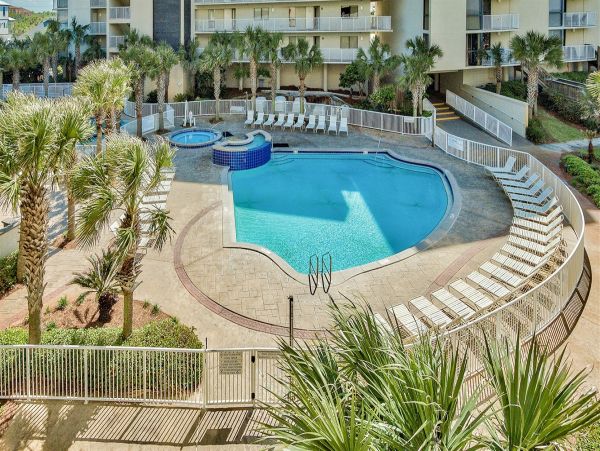 A Lovely Destin Townhome in a beachfront complex.