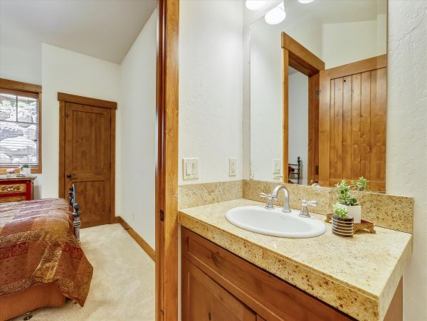 A True Breckenridge Ski Lodge Sleeps Nine
