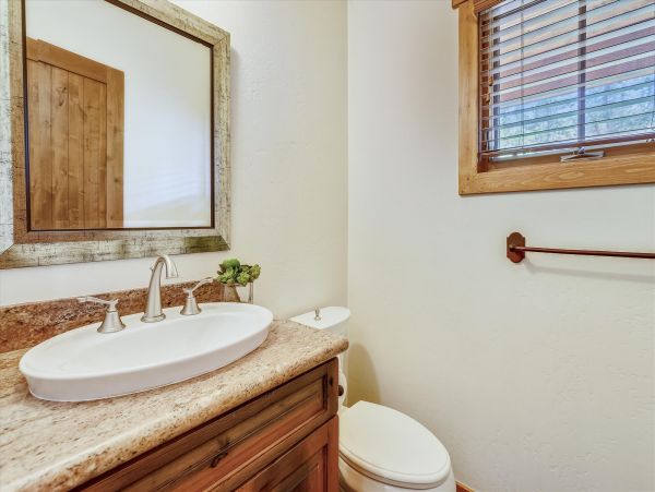 A True Breckenridge Ski Lodge Sleeps Nine