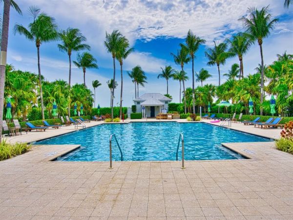 Marathon Three Bedroom Town House/Villa