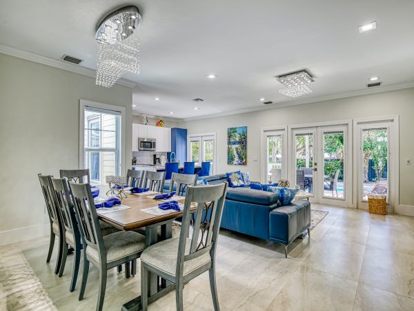 Elegant Vacation Rental Home with Private Pool 8 Guests