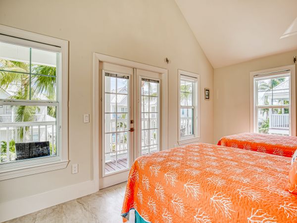 Elegant Vacation Rental Home with Private Pool 8 Guests