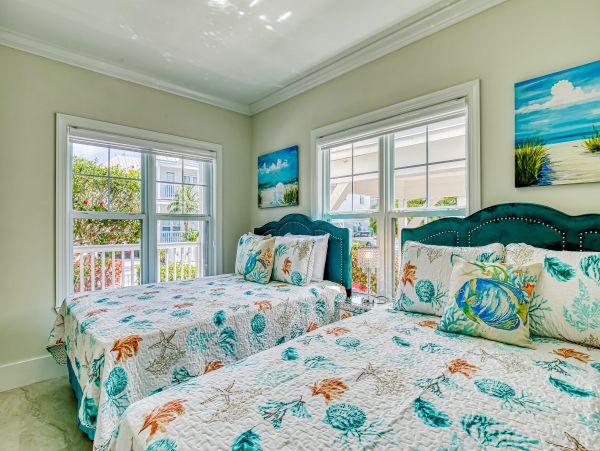 Elegant Vacation Rental Home with Private Pool 8 Guests