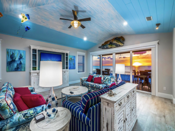 Anna Maria Island Beachfront 4BR Luxury Home Vacation Rental
