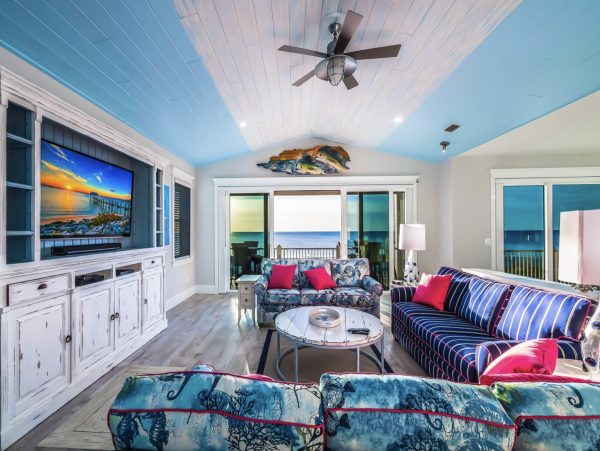 Anna Maria Island Beachfront 4BR Luxury Home Vacation Rental