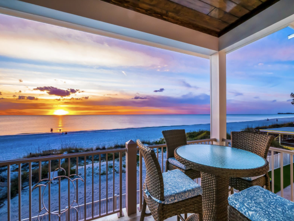 Anna Maria Island Beachfront 4BR Luxury Home Vacation Rental